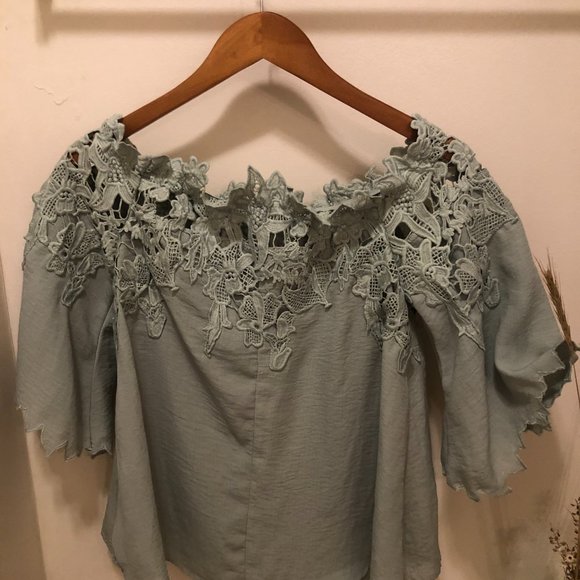 Blouse - Picture 3 of 3